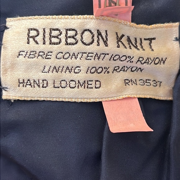 Ribbon Knit Vintage 1940s Style Knit Ribbon Rayon Dress - Picture 10 of 11